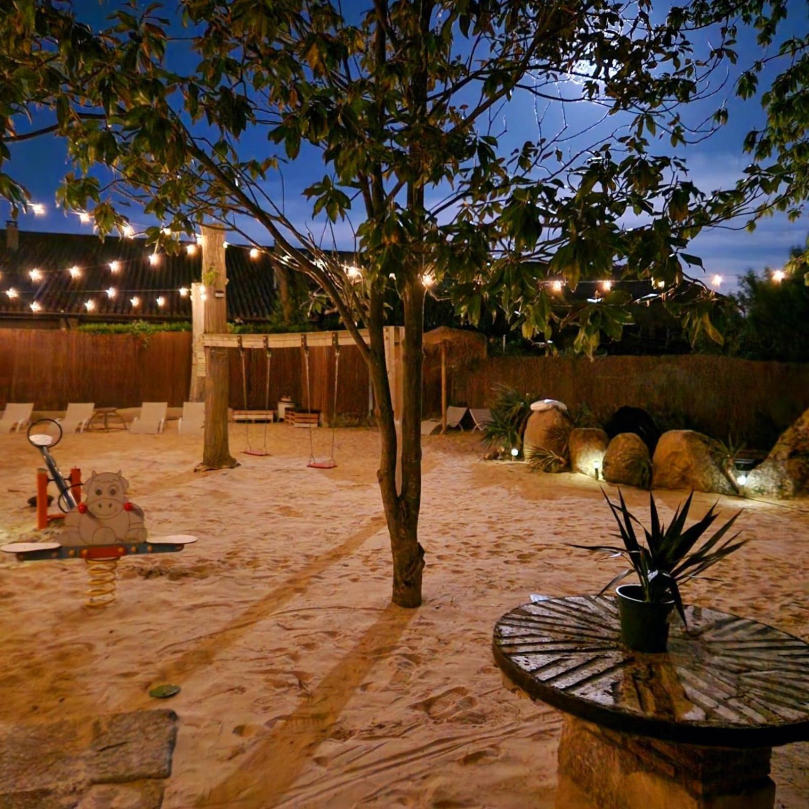 Complejo Oasis Beach Sobre El Rio Huerta  Exterior photo